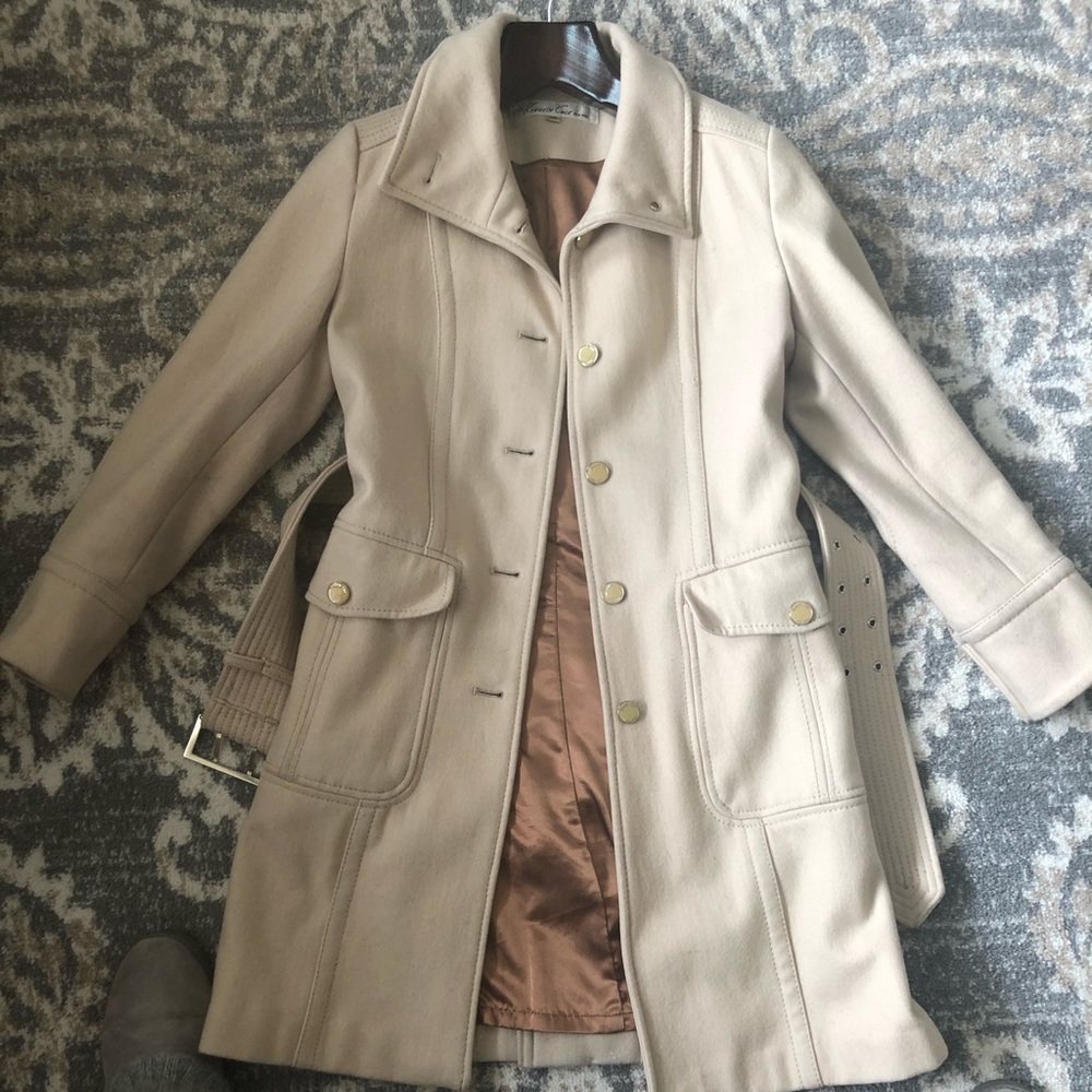 Currently needing mom casual attire.